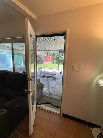 6401 Westbrook Dr, Citrus Heights, CA 95621