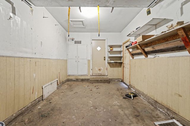 3249 S Palisade Ave, Wichita, KS 67217