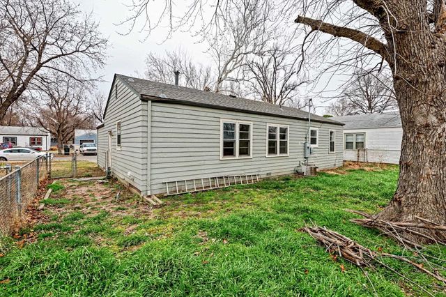 3249 S Palisade Ave, Wichita, KS 67217