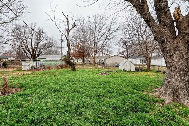 3249 S Palisade Ave, Wichita, KS 67217