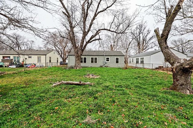 3249 S Palisade Ave, Wichita, KS 67217