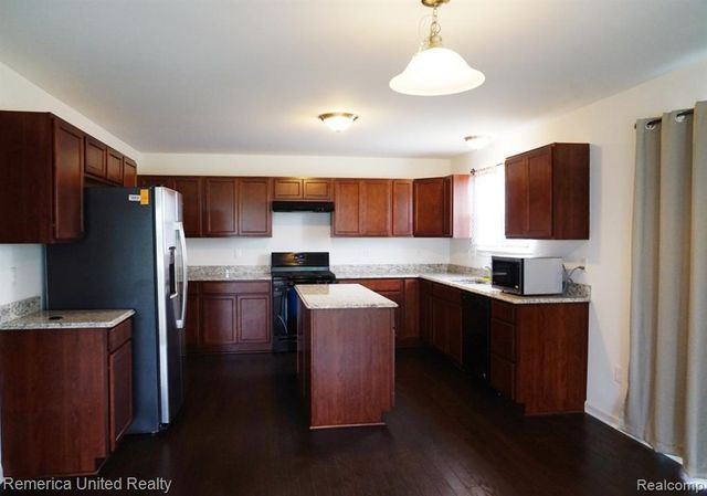 4287 Cloverlane Drive, Ypsilanti, MI 48197