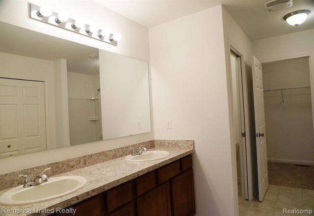 4287 Cloverlane Drive, Ypsilanti, MI 48197