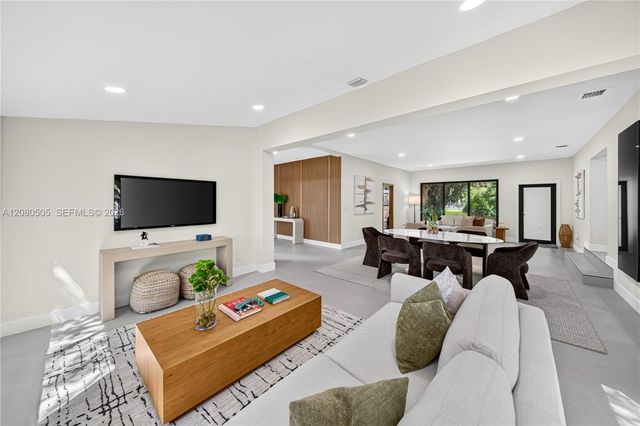8230 SW 117th Terrace, Miami, FL 33156