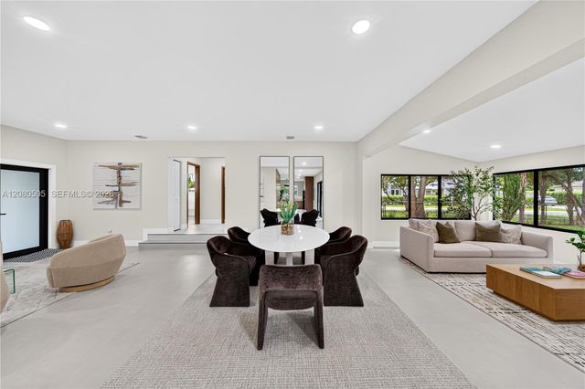 8230 SW 117th Terrace, Miami, FL 33156