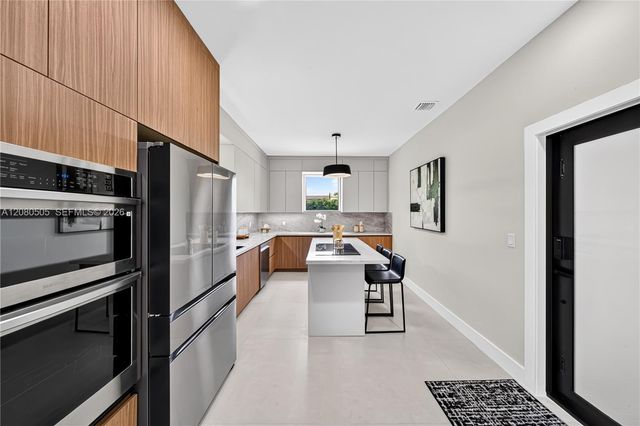 8230 SW 117th Terrace, Miami, FL 33156