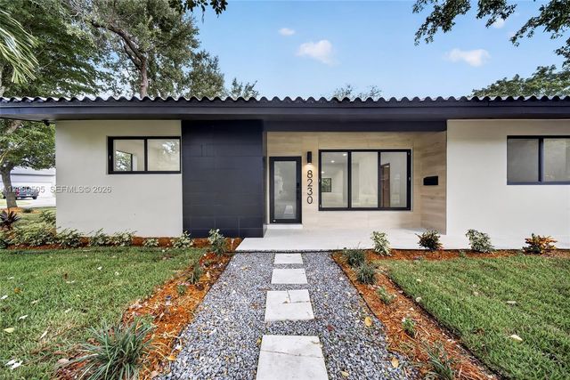 8230 SW 117th Terrace, Miami, FL 33156