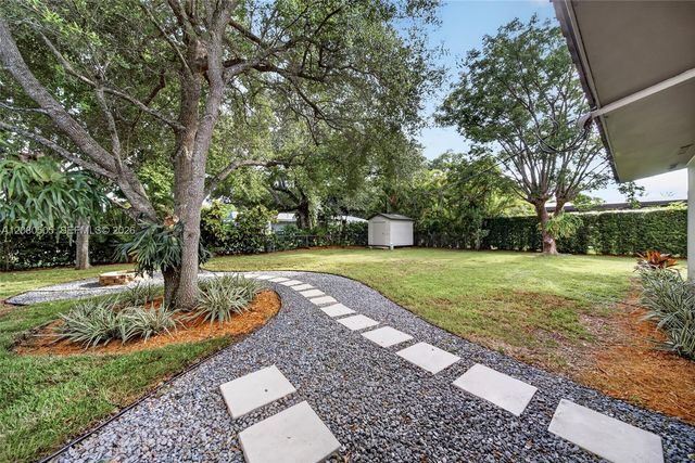8230 SW 117th Terrace, Miami, FL 33156