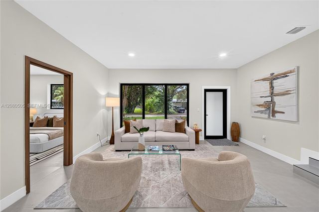 8230 SW 117th Terrace, Miami, FL 33156