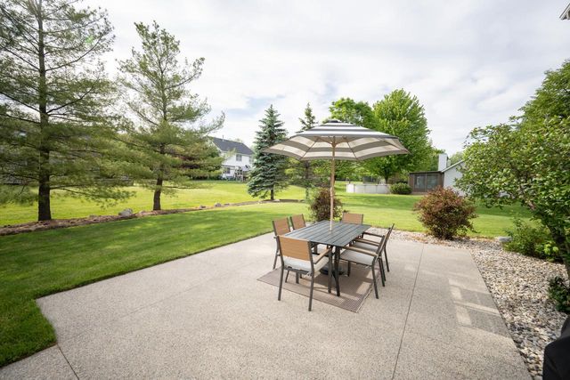 10676 32nd AVENUE, Pleasant Prairie, WI 53158