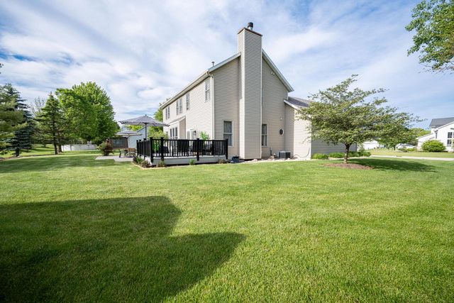 10676 32nd AVENUE, Pleasant Prairie, WI 53158