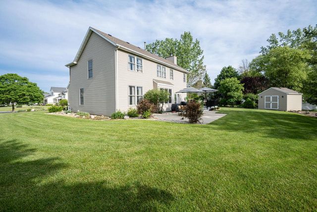 10676 32nd AVENUE, Pleasant Prairie, WI 53158