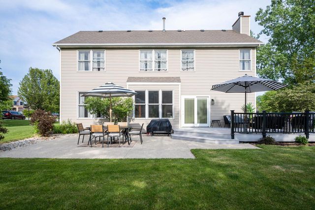 10676 32nd AVENUE, Pleasant Prairie, WI 53158