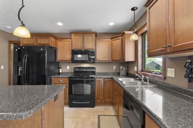 W7133 ENGLEWOOD DRIVE, Greenville, WI 54942