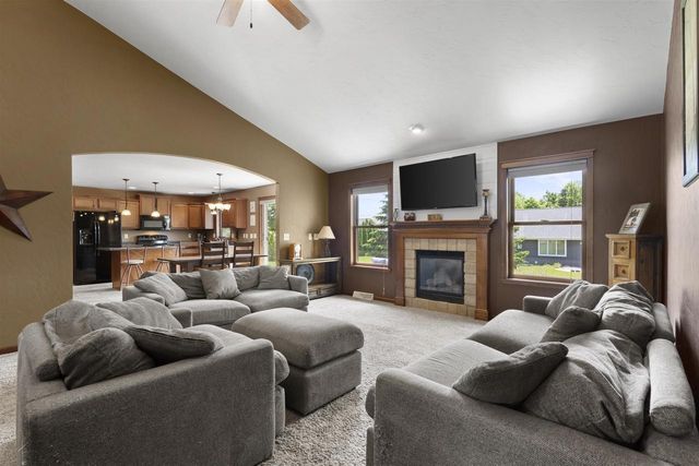 W7133 ENGLEWOOD DRIVE, Greenville, WI 54942