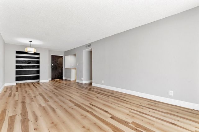 6500 Cypress Road 211, Plantation, FL 33317