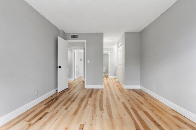 6500 Cypress Road 211, Plantation, FL 33317