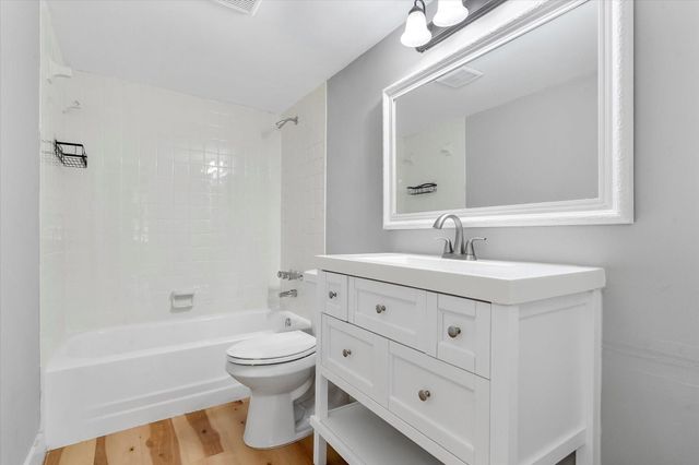 6500 Cypress Road 211, Plantation, FL 33317