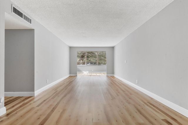 6500 Cypress Road 211, Plantation, FL 33317