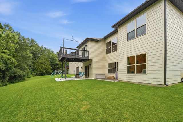 705 RUTLAND DR, Columbia, MO 65203