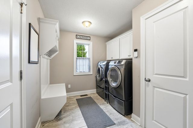 705 RUTLAND DR, Columbia, MO 65203