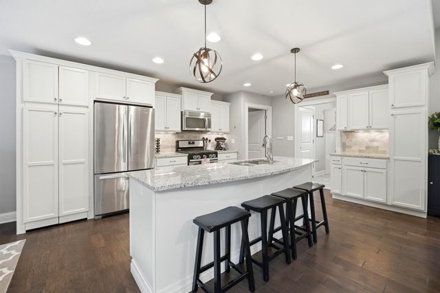 705 RUTLAND DR, Columbia, MO 65203