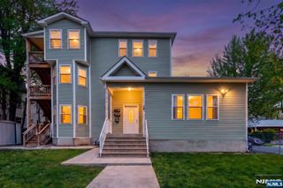 58 Park Avenue, East Orange, NJ 07017