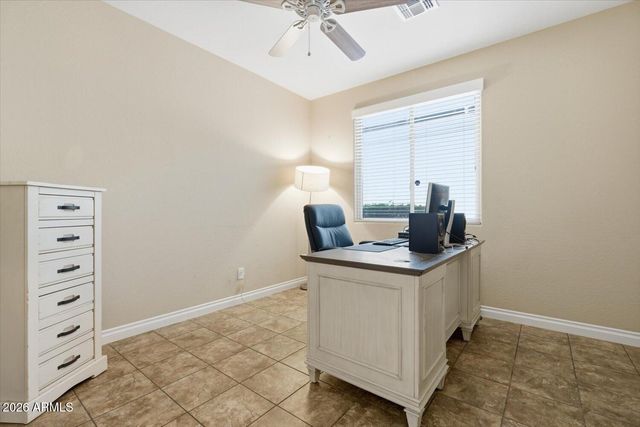 557 E LADDOOS Avenue, San Tan Valley, AZ 85140