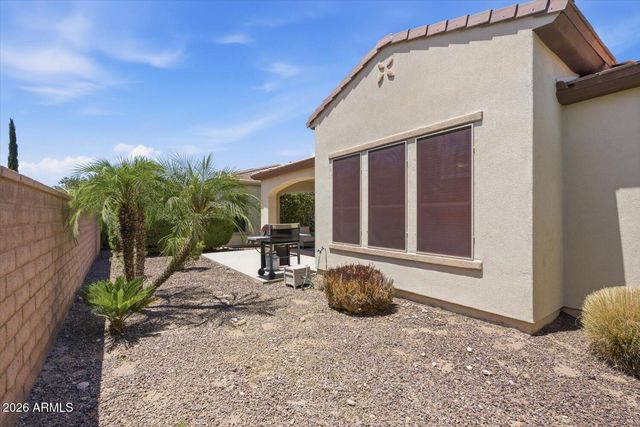 557 E LADDOOS Avenue, San Tan Valley, AZ 85140