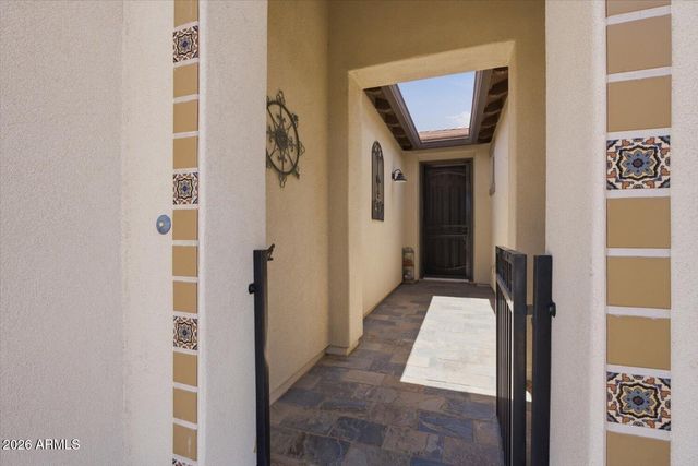 557 E LADDOOS Avenue, San Tan Valley, AZ 85140