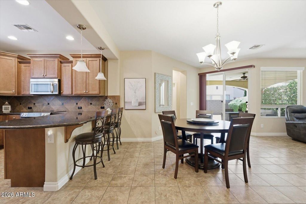 Image 10 of property listing at 557 E LADDOOS Avenue, San Tan Valley, AZ 85140