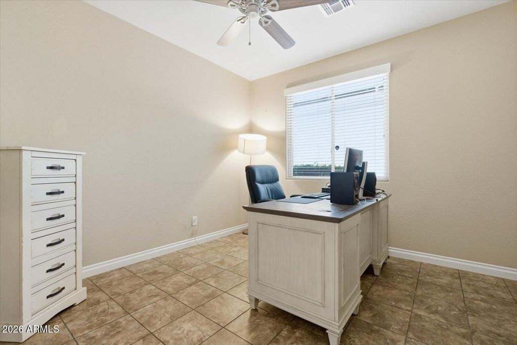 Image 20 of property listing at 557 E LADDOOS Avenue, San Tan Valley, AZ 85140