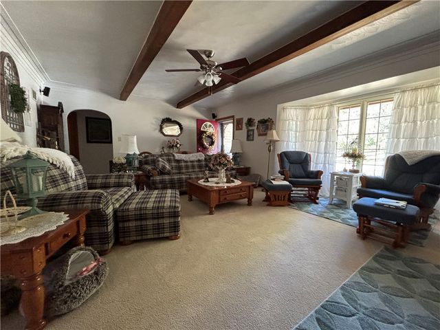 222 Chestnut Street, Kane Boro, PA 16735