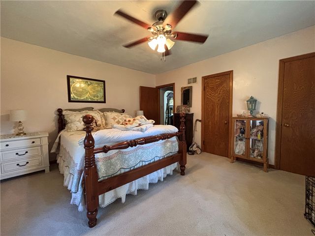 222 Chestnut Street, Kane Boro, PA 16735