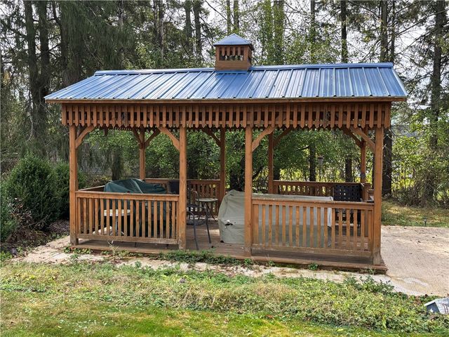 222 Chestnut Street, Kane Boro, PA 16735