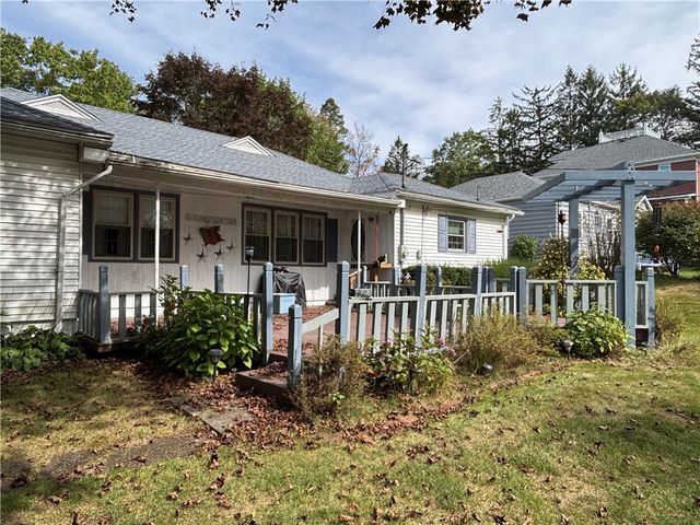 222 Chestnut Street, Kane Boro, PA 16735