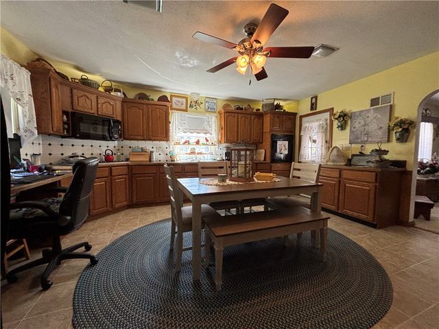 222 Chestnut Street, Kane Boro, PA 16735