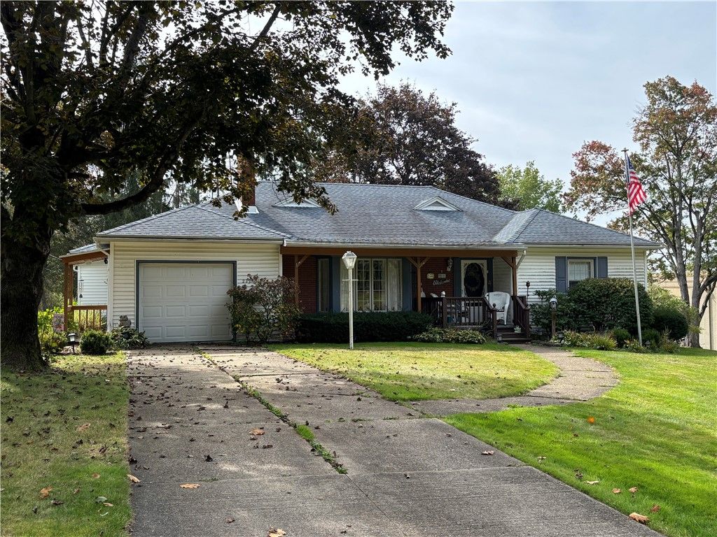 222 Chestnut Street, Kane Boro, PA 16735