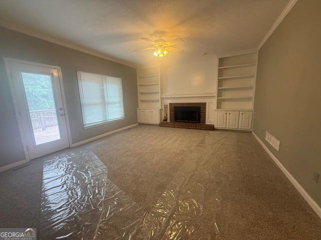2031 Lakewood Circle, Grayson, GA 30017