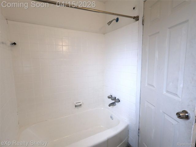 18432 Greenfield Road, Detroit, MI 48235