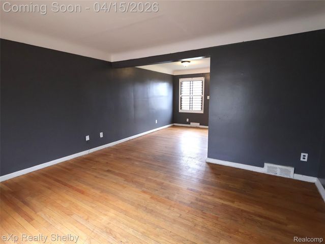 18432 Greenfield Road, Detroit, MI 48235