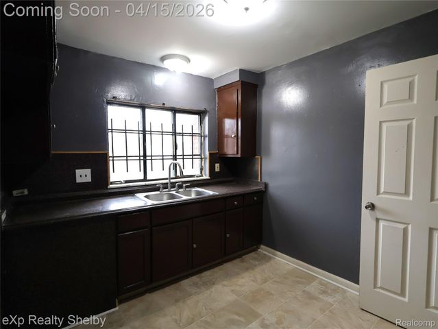 18432 Greenfield Road, Detroit, MI 48235