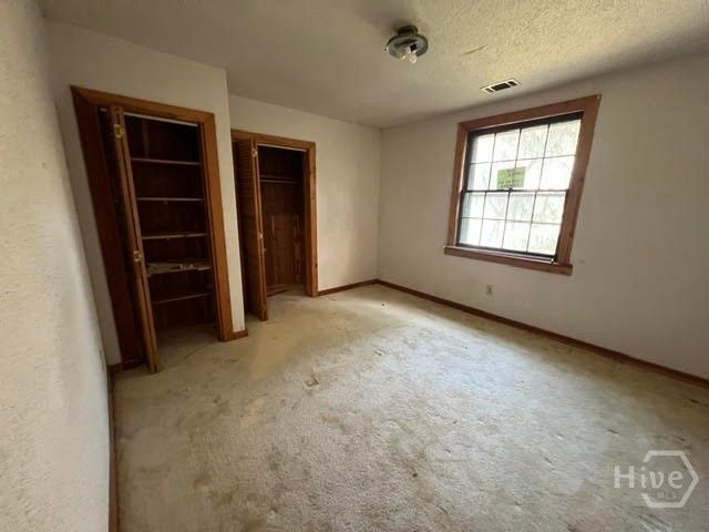 9563 Whitefield Avenue, Savannah, GA 31406