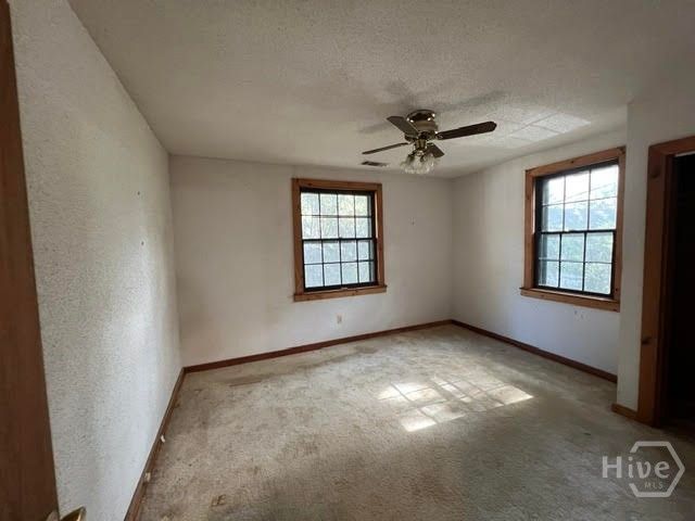 9563 Whitefield Avenue, Savannah, GA 31406