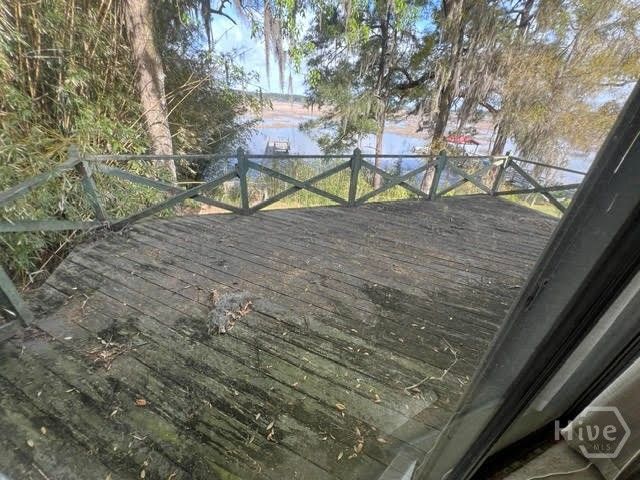 9563 Whitefield Avenue, Savannah, GA 31406