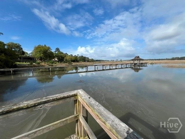 9563 Whitefield Avenue, Savannah, GA 31406