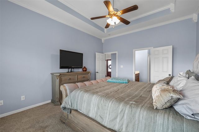 275 N Quail Run Drive, West, TX 76691