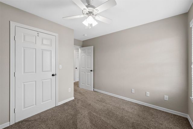 275 N Quail Run Drive, West, TX 76691