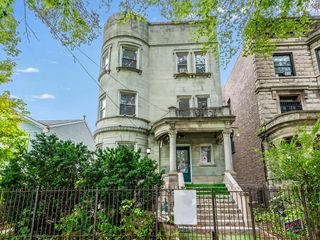 352 S HAMLIN Boulevard, Chicago, IL 60624