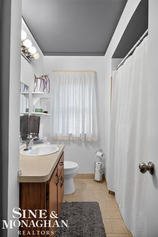 22522 Harper Lake Ave Street, Saint Clair Shores, MI 48080